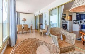Gorgeous Apartment In Benidorm With Kitchen